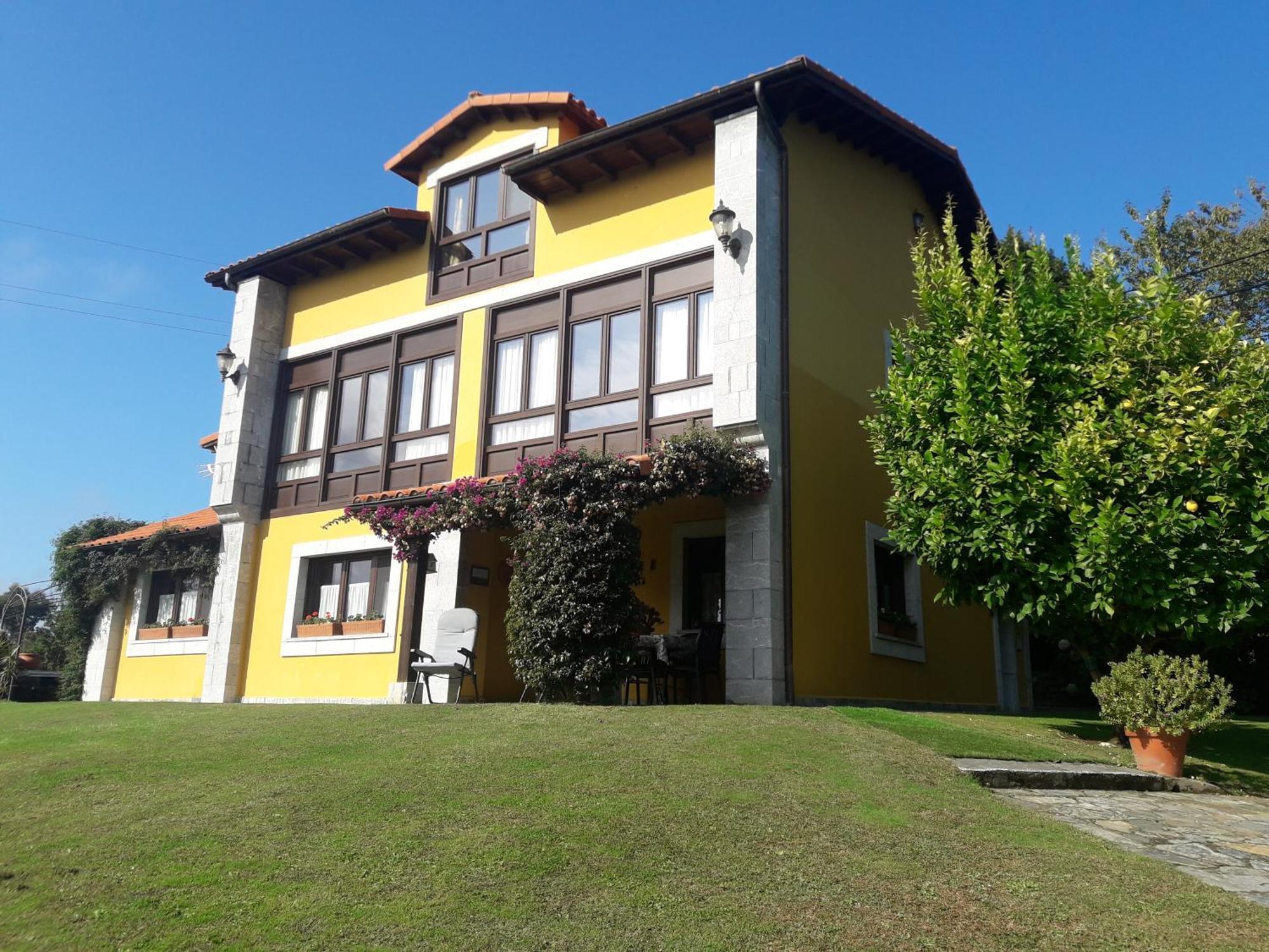Affittacamere El Corral Del Acebo Nueva Esterno foto
